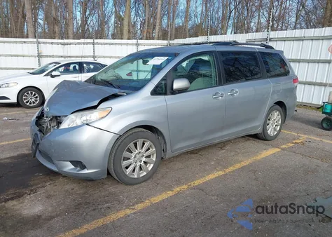 2014 Toyota Sienna Le 7 Passenger from USA, damaged, VIN 5TDJK3DCXES090072